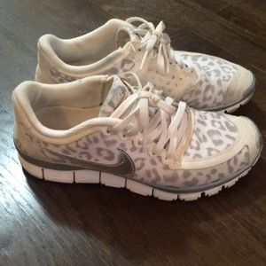 Cheetah Nike sneakers 6.5